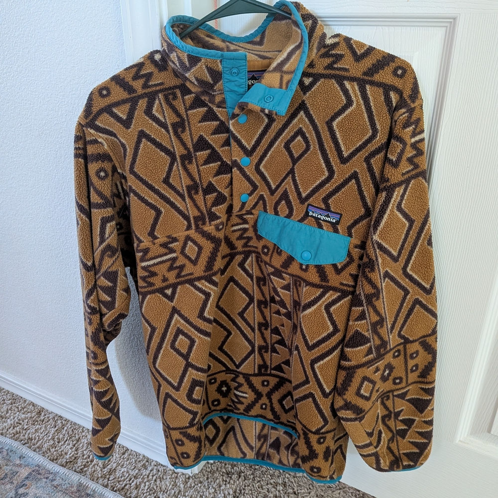 Patagonia Brown Geometric Fleece Pullover with Teal Trim